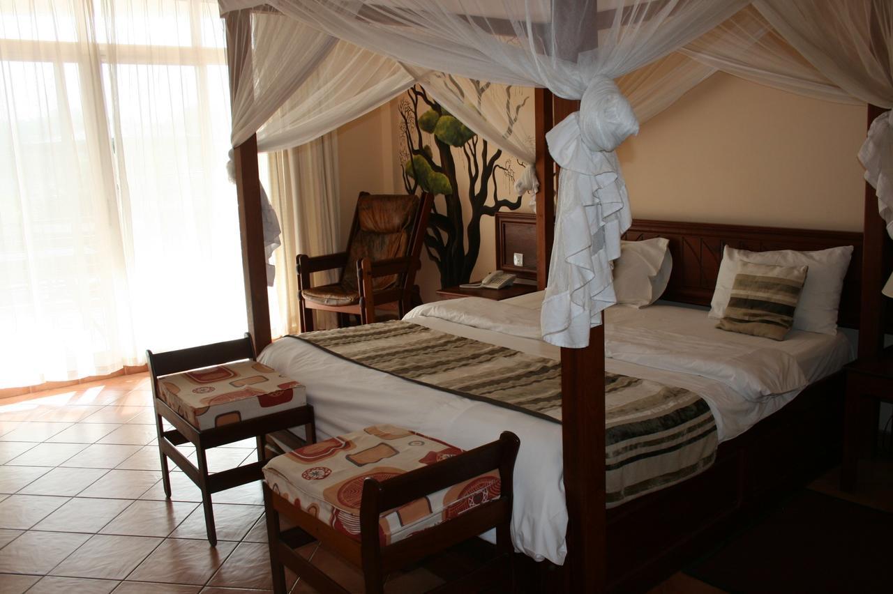 Ryan'S Bay Hotel Mwanza Exterior photo
